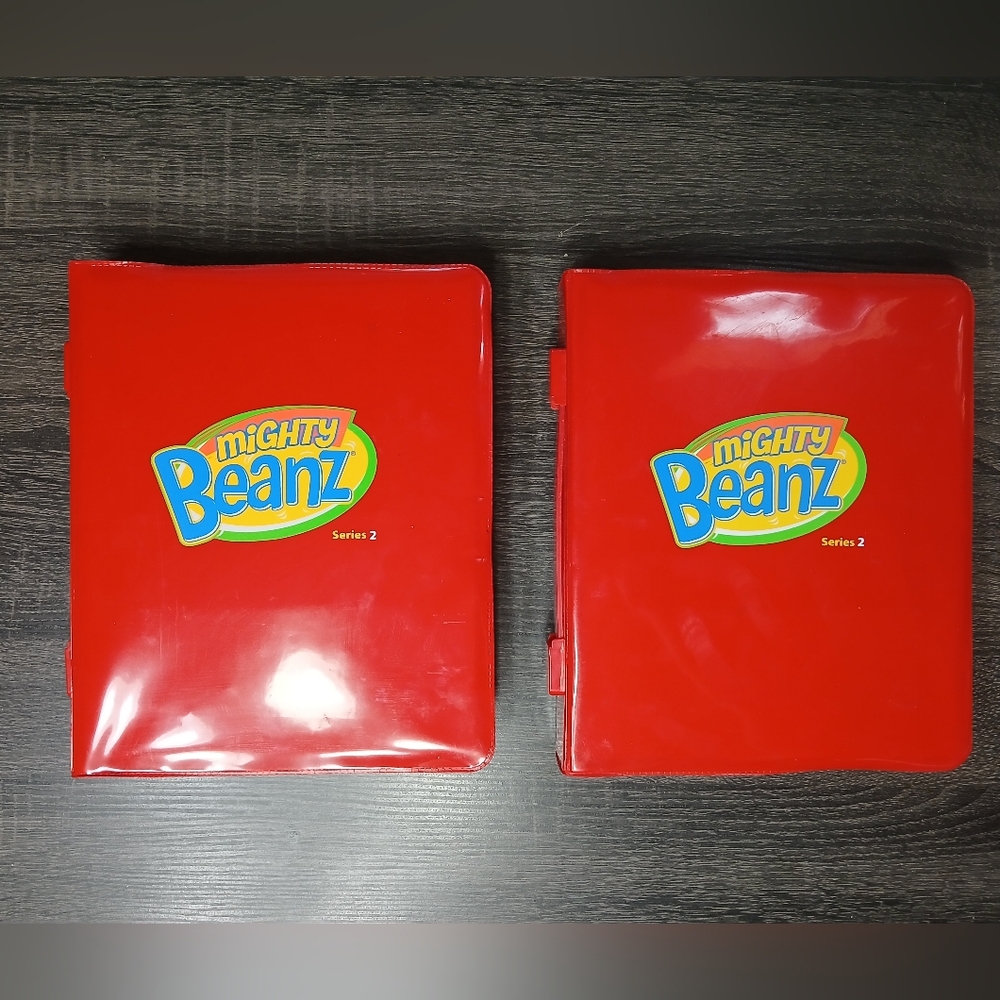 2010 Mighty Beanz Series 2 with 43 Beanz in Red Collector Cases - Picture 8 of 8